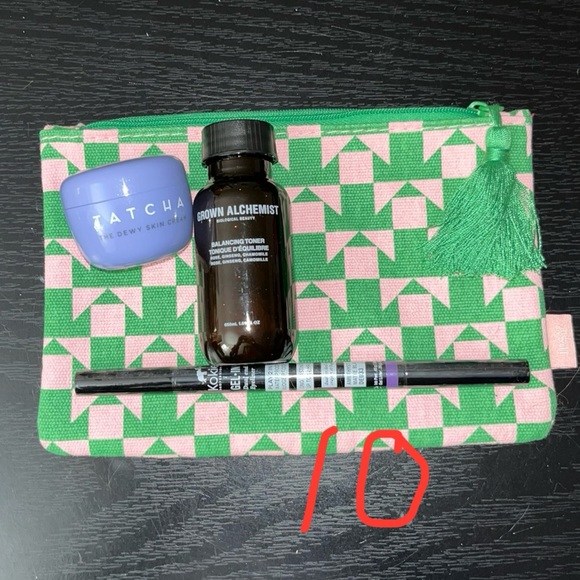 Ipsy bag with 3 makeup products - Picture 11 of 11